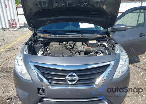 2017 Nissan Versa 1.6 S z USA, uszkodzony, nr VIN 3N1CN7AP6HL900180